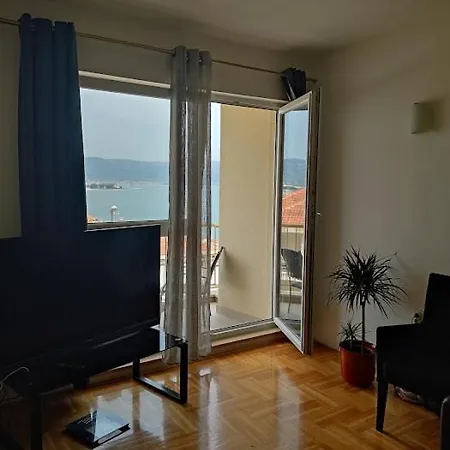 Deep Blue Lägenhet *